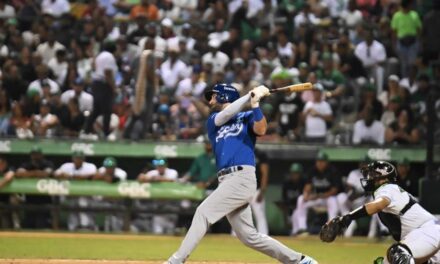 Los indetenibles Tigres completan otro regreso y mandan a las Estrellas al tercer puesto