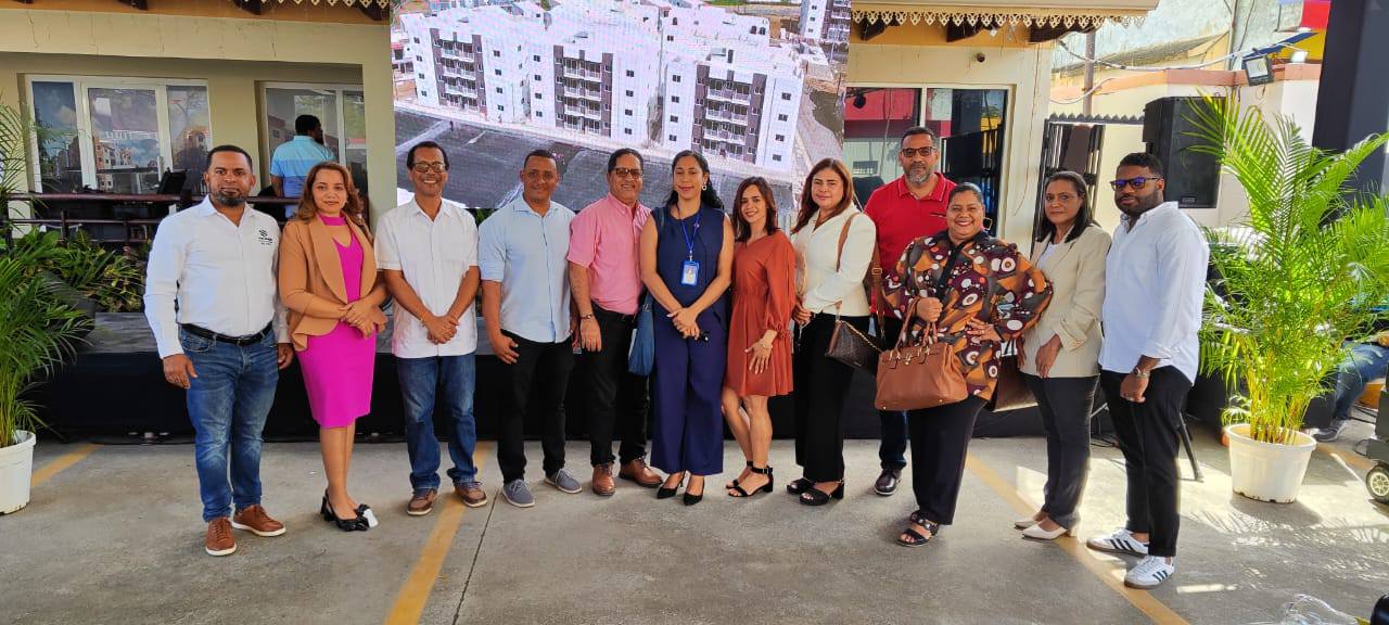 PRESENTAN EN NAGUA PROYECTO HABITACIONAL MARCELO, COMO PARTE DEL PROYECTO NACIONAL DE VIVIENDAS FAMILIA FELIZ