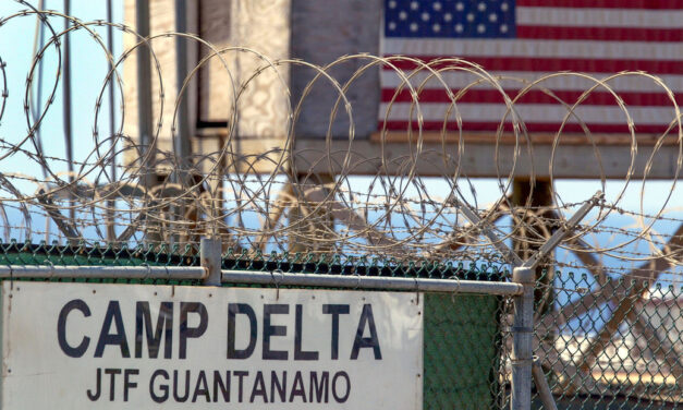 Cuba exige a Estados Unidos la devolución zona Guantánamo