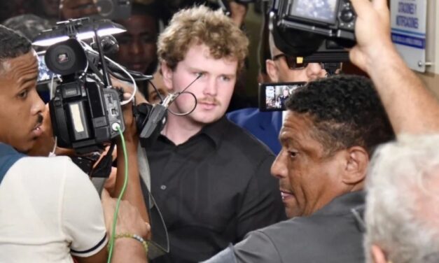 Juez liberta a estadounidense que estuvo con turista desaparecida