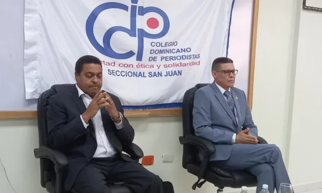 Colegio de Periodistas reconoce a José Monegro y Ricardo Nieves