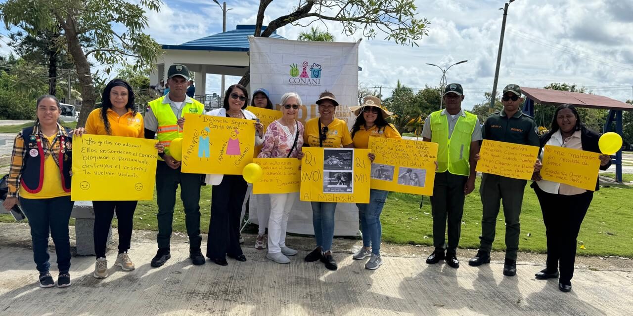 Oficina Técnica Municipal de Nagua-CONANI realiza parada cívica y volanteo en cierre del Mes de la Prevención del Abuso Infantil.
