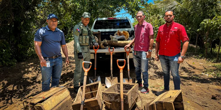 Medio Ambiente y SENPA intervienen río La Palmita y detienen extracción ilegal de arena