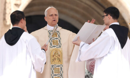 CIUDAD VATICANO: León XIV asume oficialmente el papado