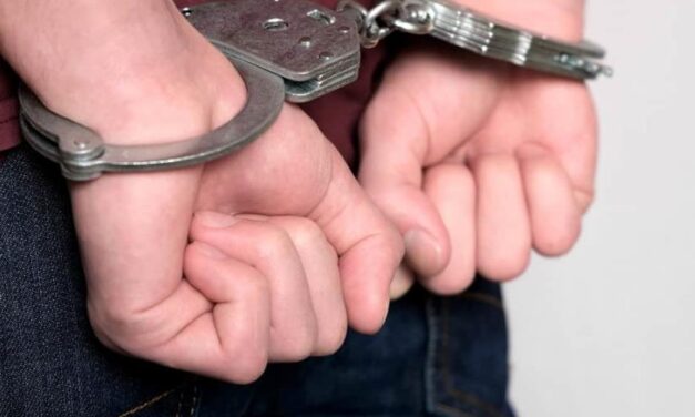 Arrestan en Puerto Rico a ocho personas, incluido el hermano de un senador, por fraude bancario