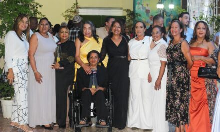 AYUNTAMIENTO DE NAGUA Y SU ALCALDE JUNIOR PERALTA REALIZAN UNA VEZ MÁS EL PREMIO “EN HONOR A MARÍA TRINIDAD SÁNCHEZ”.