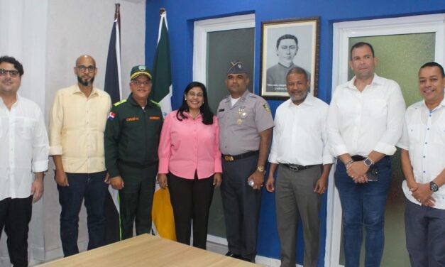 DIGESETT y autoridades de María Trinidad Sánchez llegan acuerdo para solucionar problemas del tránsito en Nagua.