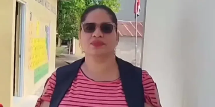 Directora del Liceo Miguel Yanguela exige al MINERD iniciar construcción; fue demolido hace dos años en Cabrera