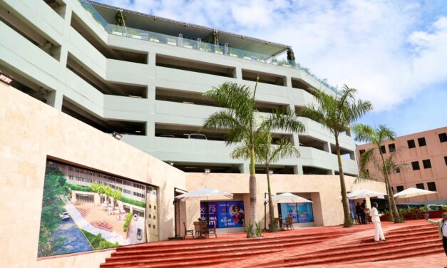 Presidente inaugura modeno Parqueo Plaza Zona Colonial
