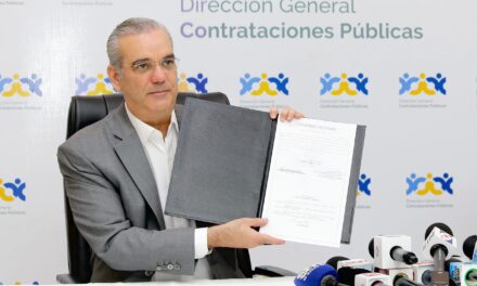 Luis Abinader promulga nueva Ley de Contrataciones Públicas