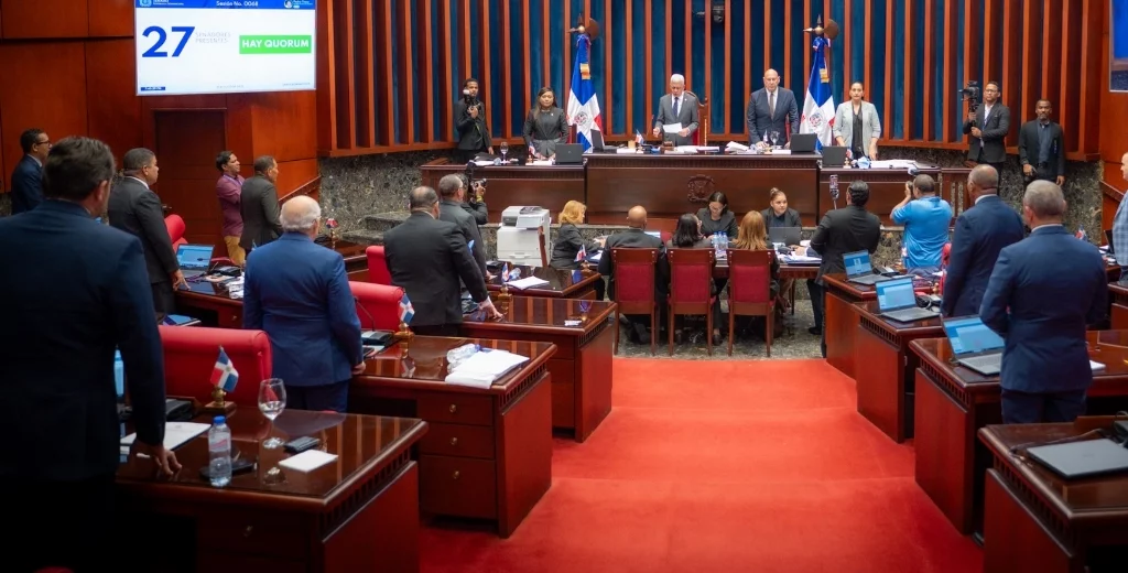 En legislatura extraordinaria, el Código Penal es convertido en ley