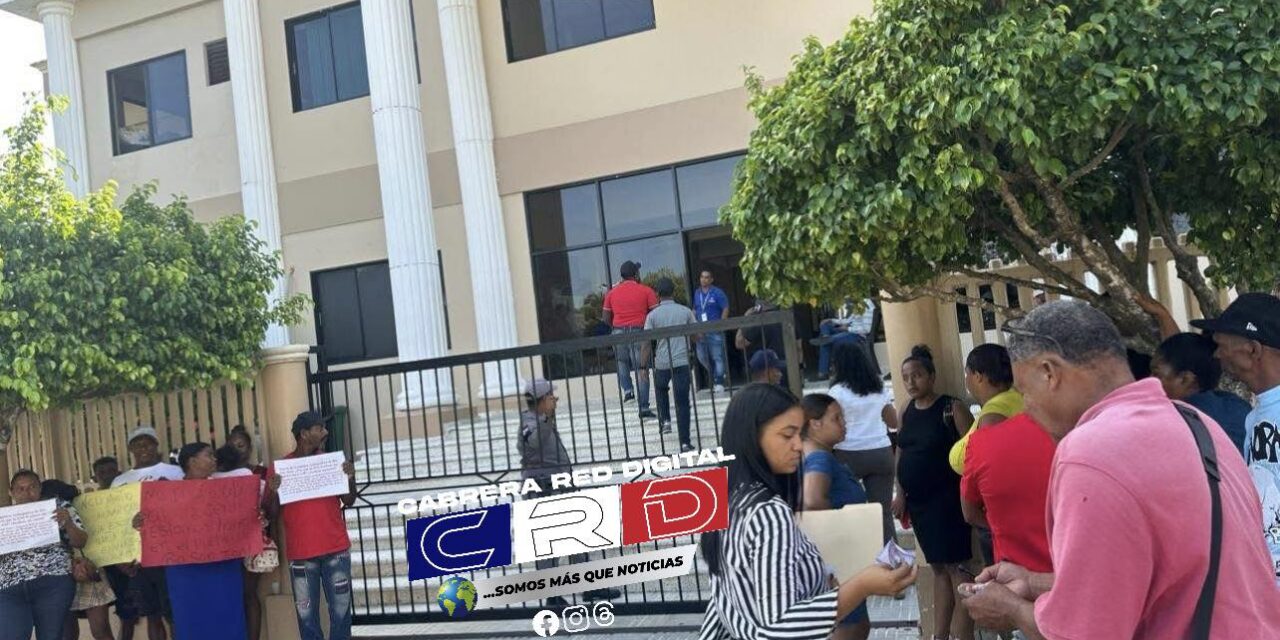 𝐅𝐀𝐌𝐈𝐋𝐈𝐀𝐑𝐄𝐒 𝐘 𝐂𝐎𝐌𝐔𝐍𝐈𝐓𝐀𝐑𝐈𝐎𝐒 𝐃𝐄 𝐑𝐈𝐎 𝐒𝐀𝐍 𝐉𝐔𝐀𝐍 𝐏𝐑𝐎𝐓𝐄𝐒𝐓𝐀𝐍 𝐄𝐍 𝐅𝐈𝐒𝐂𝐀𝐋𝐈𝐀 𝐃𝐄 𝐍𝐀𝐆𝐔𝐀; 𝐏𝐈𝐃𝐄𝐍 𝐋𝐈𝐁𝐄𝐑𝐓𝐀𝐃 𝐌𝐔𝐉𝐄𝐑 𝐃𝐄𝐓𝐄𝐍𝐈𝐃𝐀 𝐏𝐎𝐑 𝐃𝐍𝐂𝐃