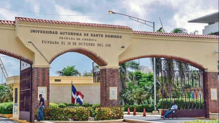 La UASD cumple hoy 487 años; retos frente al futuro