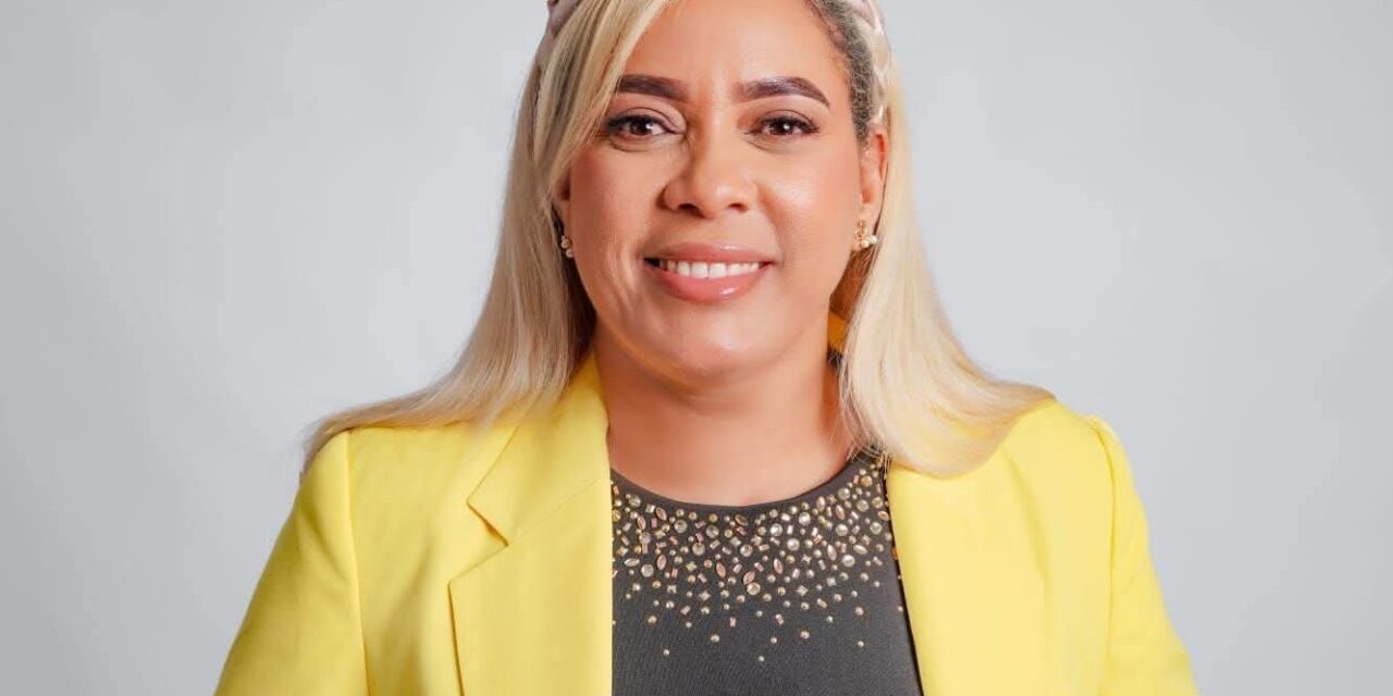 Doctora Juana Encarnación gana elecciones del Colegio Médico en María Trinidad Sánchez