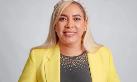 Doctora Juana Encarnación gana elecciones del Colegio Médico en María Trinidad Sánchez