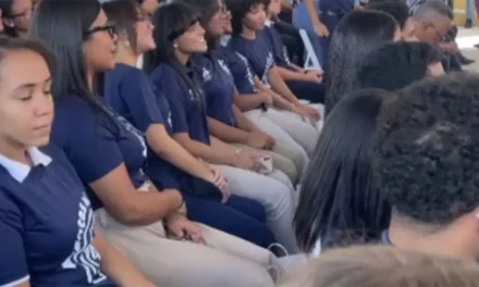 Ministerio de Educación lanza el voluntariado “Agentes al 100” para impulsar la formación en valores y liderazgo estudiantil