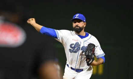 César Valdez lanza seis entradas en blanco, Licey vence a los Gigantes