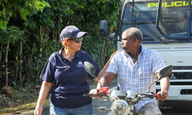 La Gobernadora María López Polanco (Amada) y el Plan Social continúan la Ruta de la Brisita Navideña