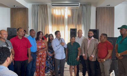 Fuerza del Pueblo en Nagua celebra almuerzo navideño