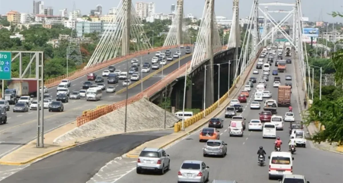 Más del 55 % del parque vehicular ya ha renovado el marbete, según la DGII