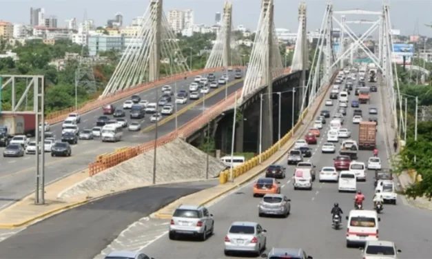 Más del 55 % del parque vehicular ya ha renovado el marbete, según la DGII