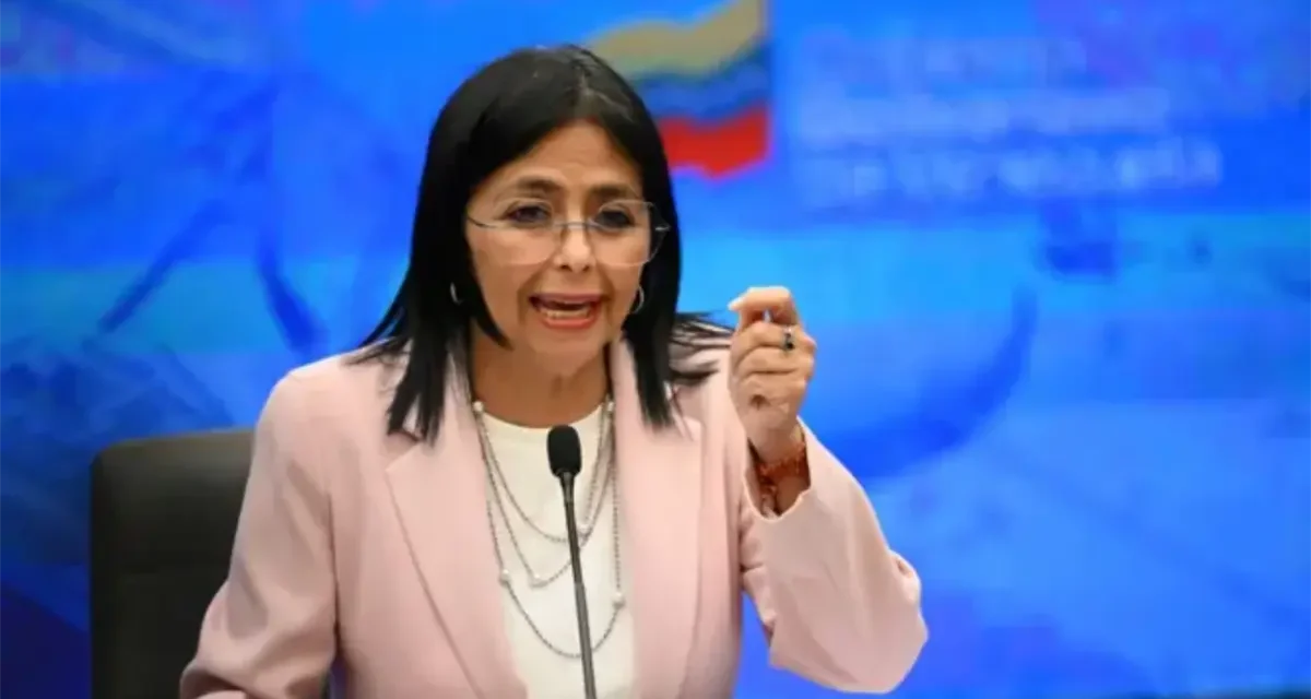 La presidenta encargada de Venezuela retorna a X junto a otros funcionarios del Gobierno