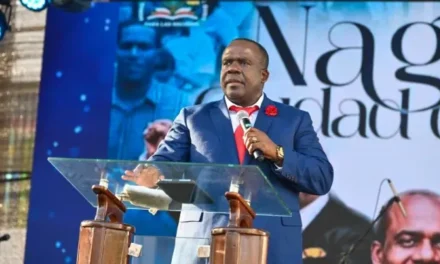 Obispo Daniel Óscar coloca el foco en la juventud y cuestiona referentes culturales durante “Nagua Ciudad de Dios”