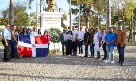 CDP, SNTP y ADOMPRETUR rinden homenaje a Duarte y a periodistas fallecidos en acto celebrado en Nagua.