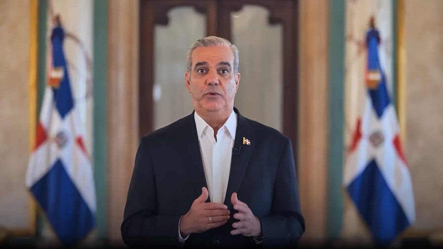 Abinader anuncia ajustes fiscales y subsidios focalizados por efectos de la guerra