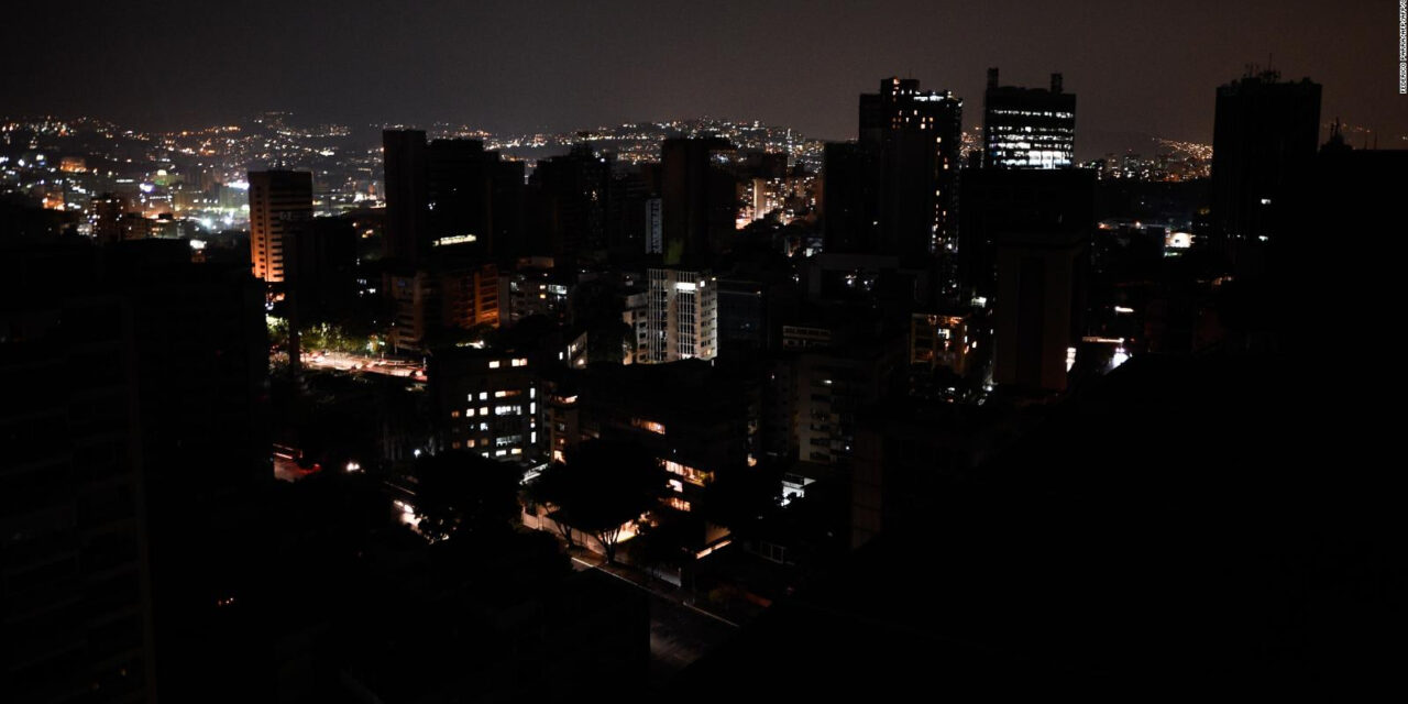 Avería deja sin electricidad sectores del suroeste de SD