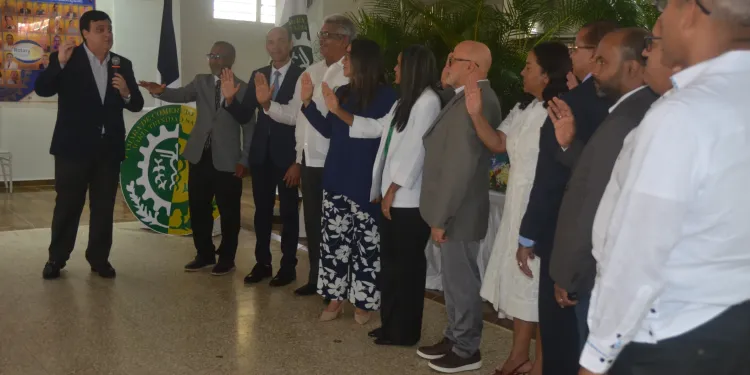 Ruth Acevedo asume la presidencia de la Cámara de Comercio y Producción de María Trinidad Sánchez