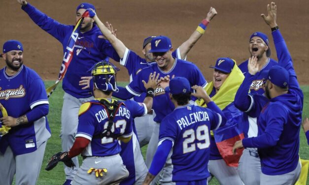 Venezuela vence a Italia 4-2 y enfrentará a Estados Unidos en su primera final del Clásico Mundial