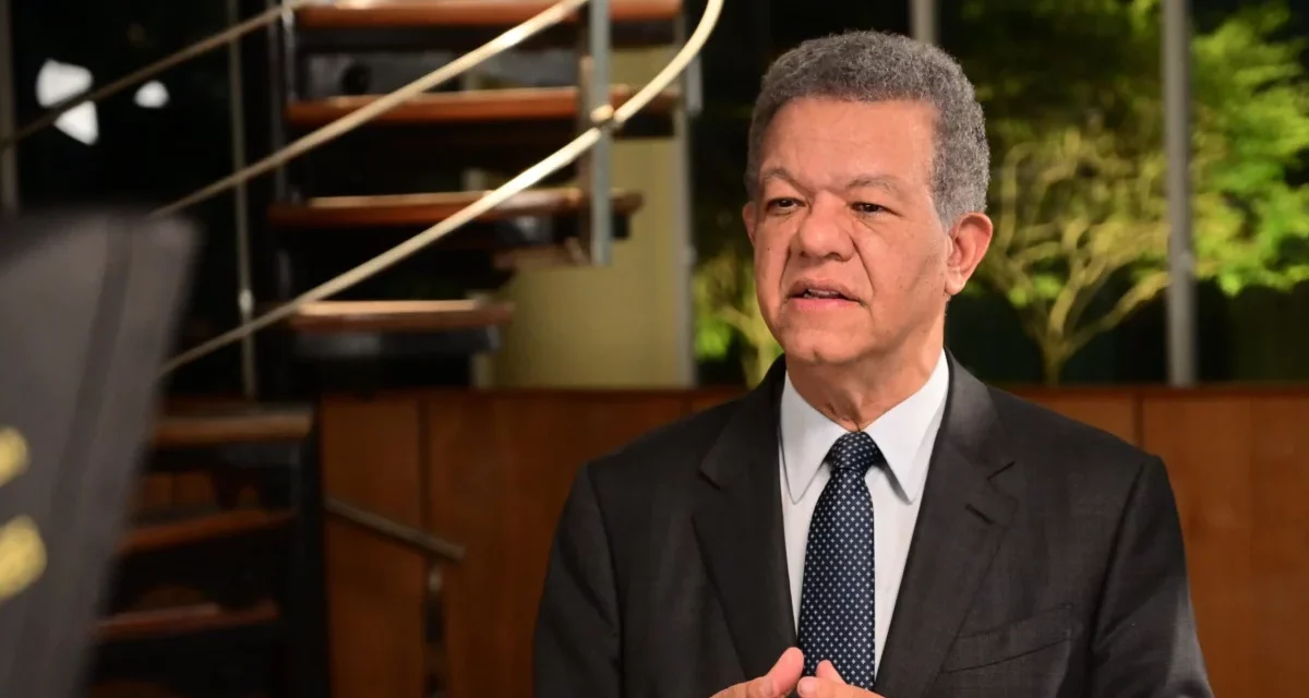 Leonel Fernández responde a discurso de Abinader: «El país no necesita advertencias, necesita respuestas»