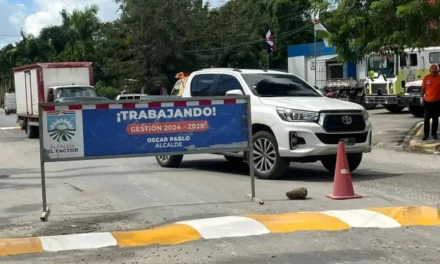 Alcaldía de El Factor inicia señalización de vías y acondicionamiento de espacios previo a Semana Santa 2026