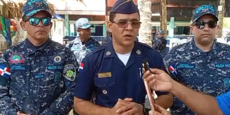 Policía reporta balance sin incidentes y llama a la prudencia en María Trinidad Sánchez y Samaná