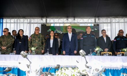 Presidente asiste a lanzamiento operativo Semana Santa 2026