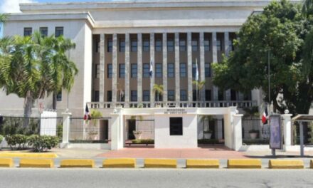 Atención docentes: dejan sin efecto convocatoria de evaluación de hoy