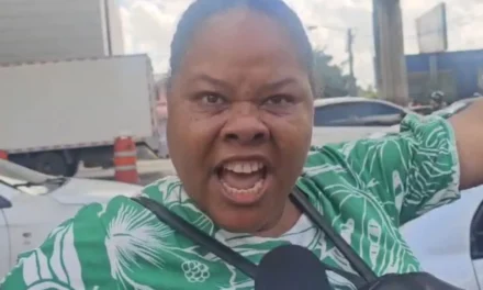 Usuaria exige destitución por falla en el Metro: “Gasté 800 pesos en un taxi”