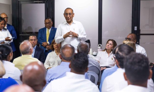 Ingeniero Rafael Santos se suma al proyecto de Carolina y fortalece su estructura política en el Cibao y todo el país