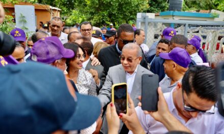Danilo ve sospechosa decisión JCE de suspender las encuestas