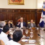 Gobierno restringe publicidad, viáticos, reduce 50% a partidos