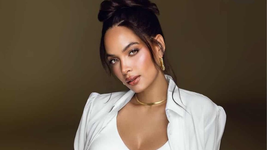 Ex Miss RD Universo Kimberly Jiménez anuncia que está embarazada de su primer hijo