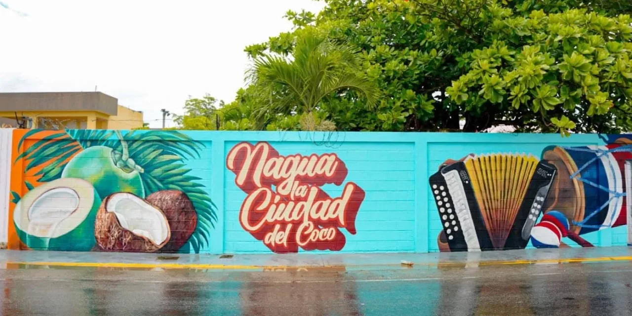 PROPEEP entrega nuevos Paseos de los Colores en centros educativos de Nagua