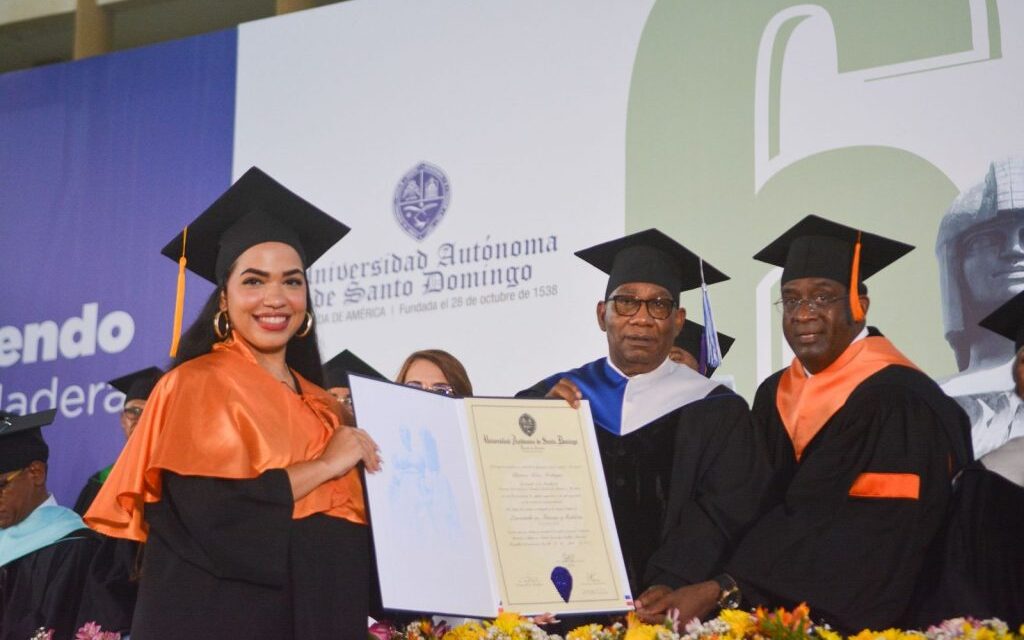 La UASD gradúa 1,768 nuevos profesionales en la Región Norte