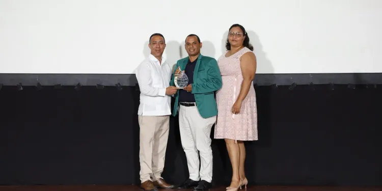 Distrito Educativo 14-01 reconoce a 22 docentes en Premio a la Excelencia Magisterial 2026