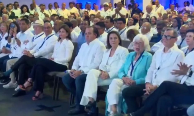 El PRM acuerda escoger a sus nuevas autoridades en agosto