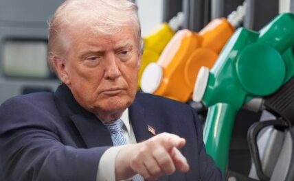 Trump exige bajar precio de la gasolina a 2.50 dólares galón