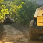 Ayuntamiento de El Factor interviene 4.5 kilómetros del camino hacia Vuelta Larga