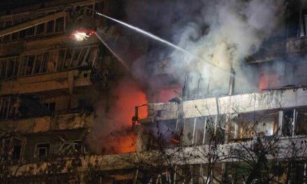 Al menos seis muertos deja un ataque ruso contra región Kiev