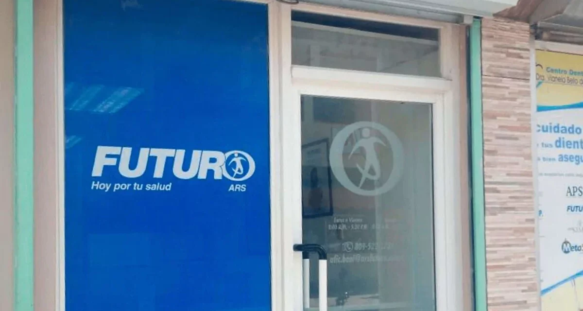 Ministerio de Trabajo busca evitar suspensión de servicios a afiliados de ARS Futuro y Primera